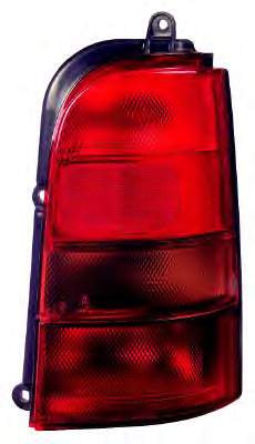 Lanterna traseira direita Nissan Sunny III Y10