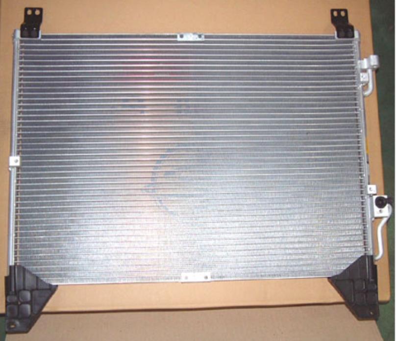 6840008002 Ssang Yong Radiador de aparelho de ar condicionado