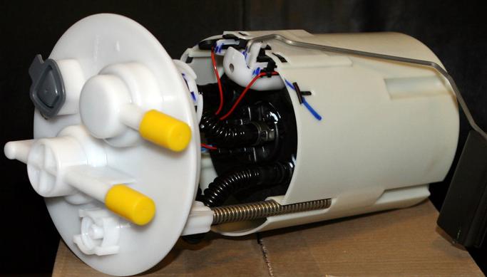Bomba de combustível elétrica submersível Toyota 7702005111 preço, a partir de 160,96 USD