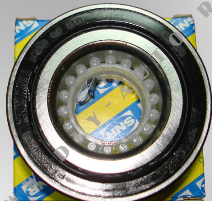 GB12132S02 SNR Rolamento de cubo dianteiro