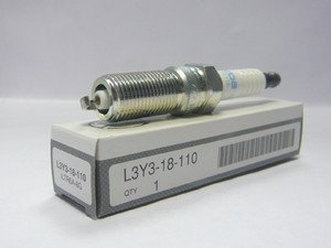 L3Y318110 Mazda Vela de ignição