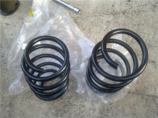 Mola dianteira direita Honda 51401SNA902 preço, a partir de 37,76 USD