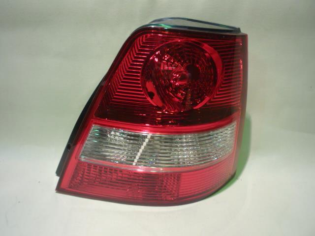 924023E510 Hyundai/Kia Lanterna traseira direita