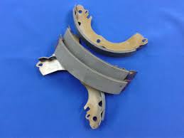 Compre 0986487799 Bosch Sapatas do freio traseiras de tambor