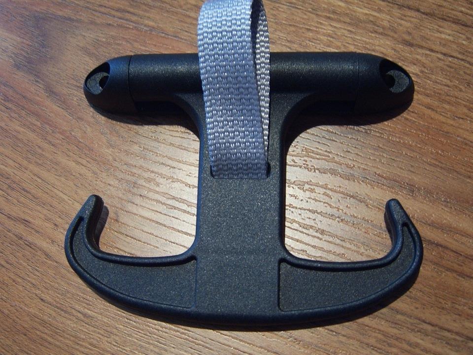 Gancho para as bolsas da seção bagageira VAG 1K5867615A preço, a partir de 30,42 USD