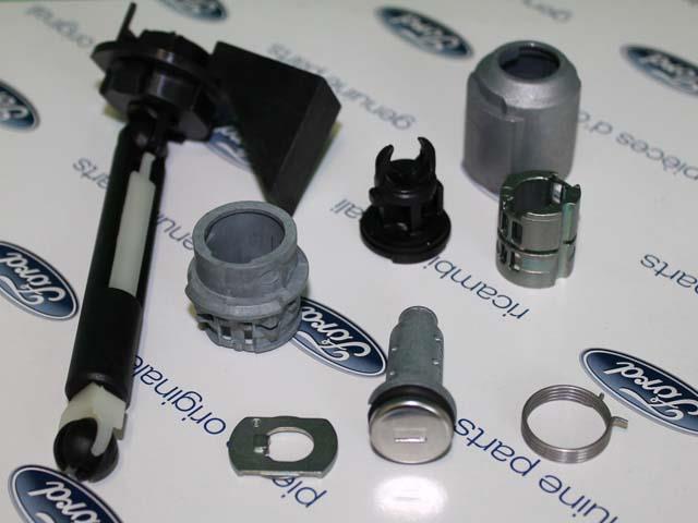 1343576 Ford Trinco de fecho da capota