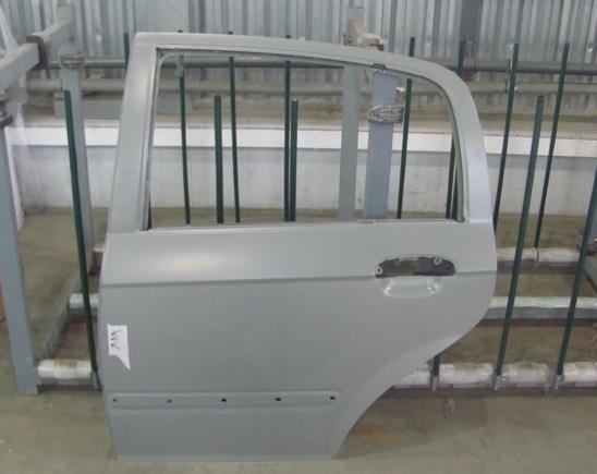 770041C020 Hyundai/Kia Porta traseira direita