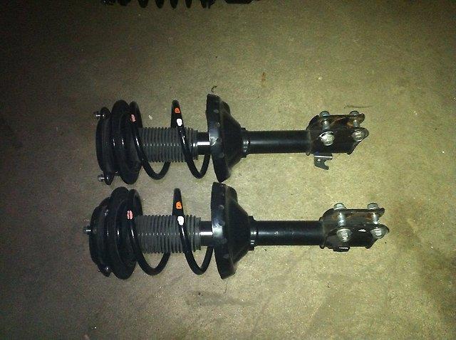 Amortecedor dianteiro direito Subaru 20310AG0409L preço, a partir de 88,53 USD