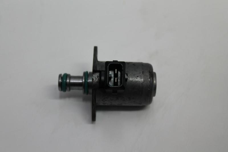 V30771052 Vemo Válvula MPL da cremalheira da direção