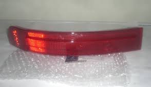 A1648201164 Mercedes Retrorrefletor (refletor) do pára-choque traseiro esquerdo