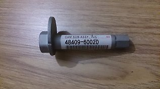 9011914120 Toyota Parafuso de fixação de braço oscilante dianteiro, inferior