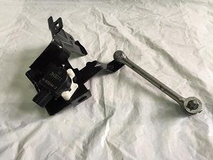 Sensor traseiro do nível de posição de carroçaria Mitsubishi 8651A047 preço, a partir de 64,80 USD