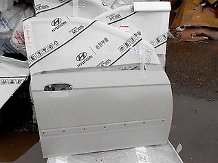 760041C020 Hyundai/Kia Porta dianteira direita