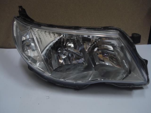 84001SC120 Subaru Luz direita