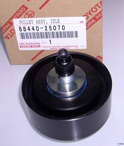 166030C020 Toyota Rolo de reguladora de tensão da correia de transmissão