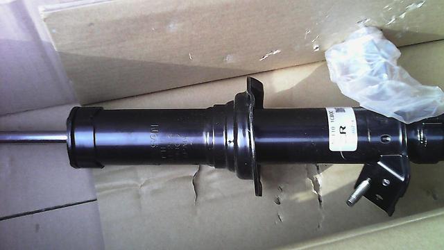 Amortecedor dianteiro esquerdo Tokico U4163 preço, a partir de 153,58 USD