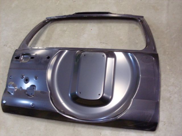 670056A800 Toyota Porta traseira (3ª/5ª porta-malas (tampa de alcapão)