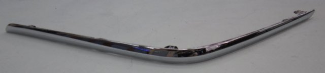 85074JN00A Nissan/Infiniti Moldura direita do pára-choque traseiro