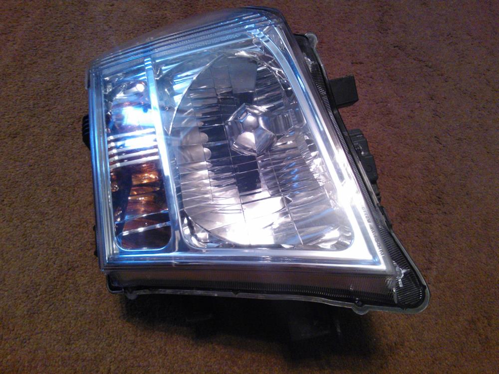 26060EB380 Nissan/Infiniti Luz esquerda