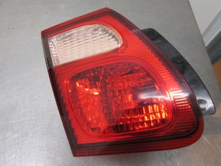 265555M529 Nissan/Infiniti Lanterna traseira esquerda interna