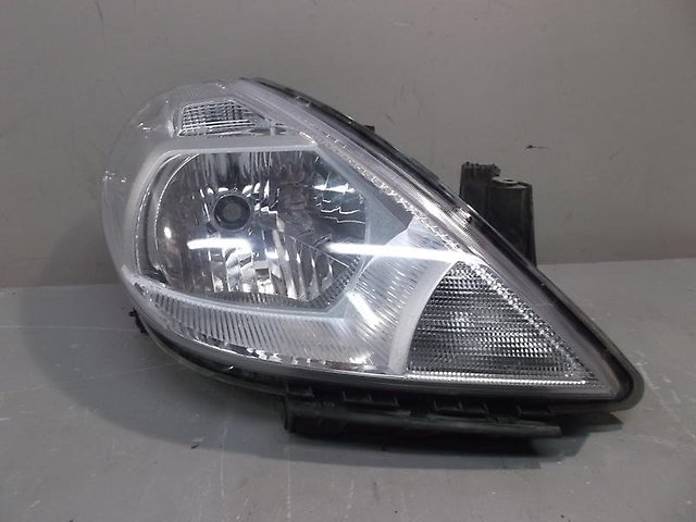 26010EM00A Nissan/Infiniti Luz direita