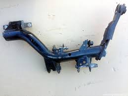 Braço oscilante (tração) longitudinal inferior esquerdo de suspensão traseira Honda 52371SWAA01 preço, a partir de 144,56 USD