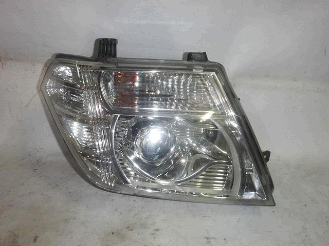 26010EB380 Nissan/Infiniti Luz direita