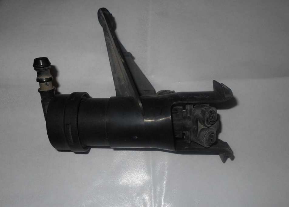 28642EM30A Nissan/Infiniti Injetor de fluido para lavador da luz dianteira esquerda