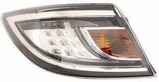 GS1F51160G Mazda Lanterna traseira esquerda externa