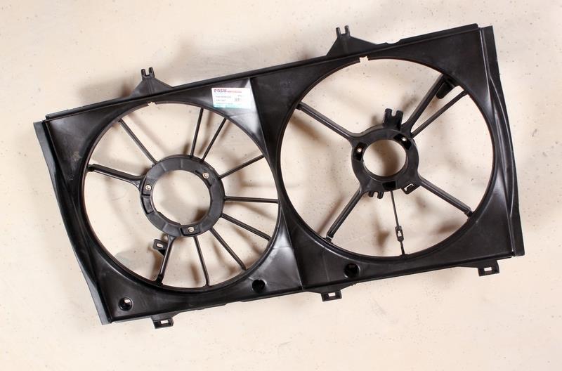 1671128300 Toyota Difusor do radiador de esfriamento