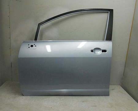 Porta dianteira esquerda Nissan Tiida  C11X