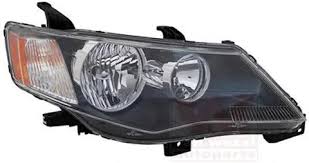8301A160 Mitsubishi Luz direita