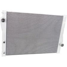 Radiador de esfriamento de motor V20600027 Vemo