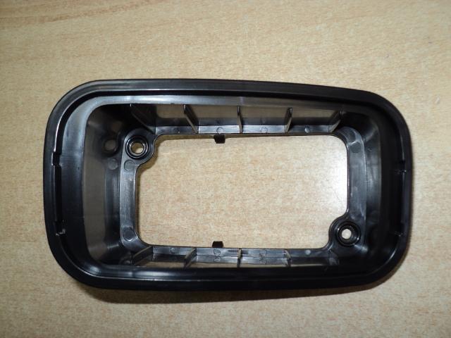 Consola direita das luzes de nevoeiro traseiras Mitsubishi MR379312 preço, a partir de 16,07 USD
