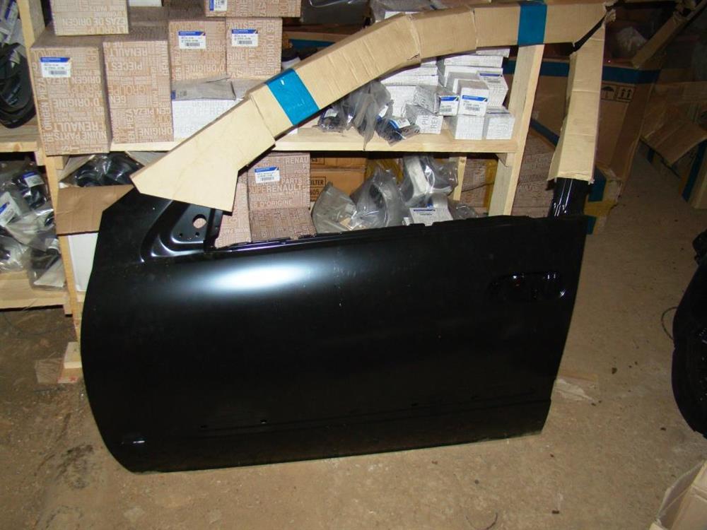 Porta dianteira esquerda Nissan Almera CLASSIC B10RS