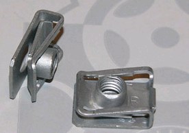 A0049941845 Mercedes Porca cativa para parafuso auto-roscante