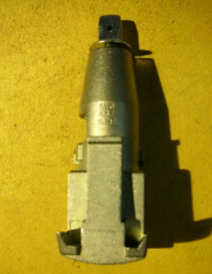 107837167KR VAG Trinco de fecho da porta dianteira direita
