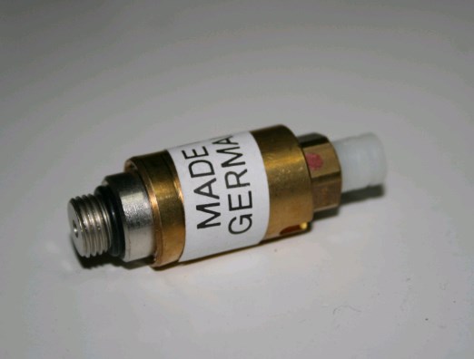 Compre 95535872002 VAG Válvula de controlo de pressão de ar no coxim pneumático