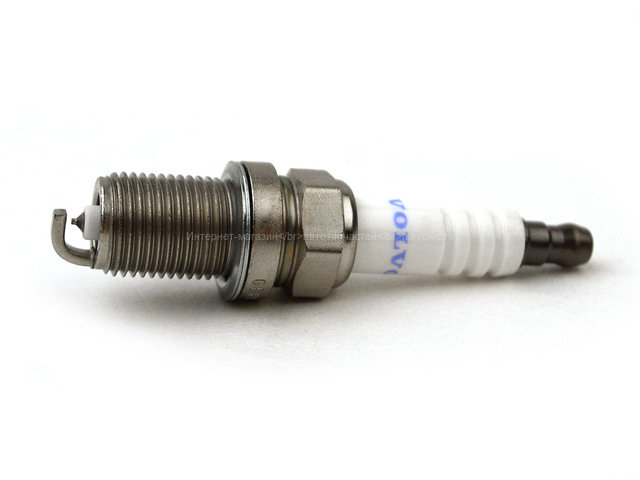 8692071 Volvo Vela de ignição