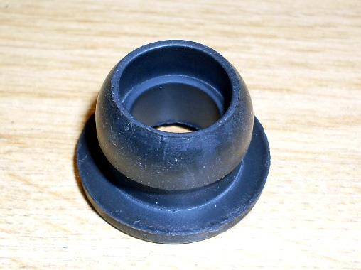 Vedante de válvula de ventilação de cárter Mazda E30113338A preço, a partir de 5,00 USD