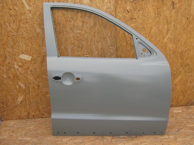 760042B030 Hyundai/Kia Porta dianteira direita