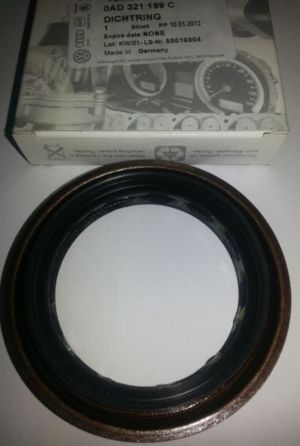 0AD321199C VAG Bucim de saída dianteira da caixa de transferência