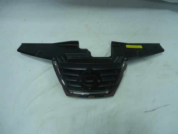 620721KA6A Nissan/Infiniti Grelha do radiador