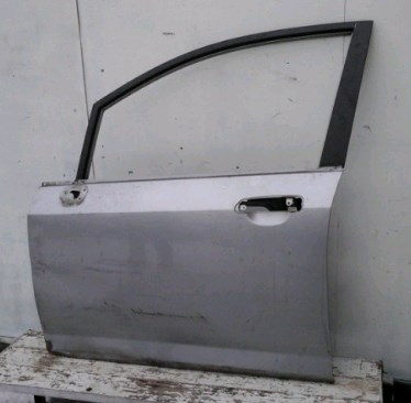  Porta dianteira esquerda Nissan Tiida hatchback (C11X) (2004 - 2014) 