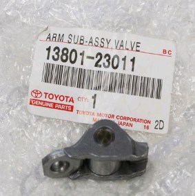 1380123011 Toyota Balanceiro de válvula (balanceiro de válvulas)