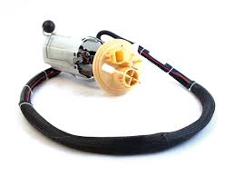 Módulo de bomba de combustível com sensor do nível de combustível Volvo 30761743 preço, a partir de 95,88 USD