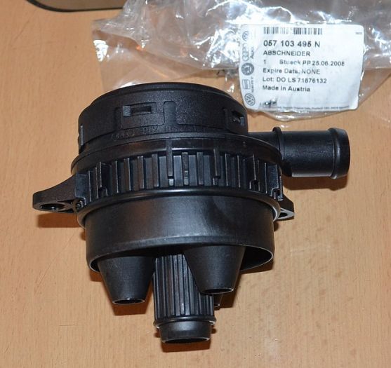 057103495N VAG Válvula PCV de ventilação dos gases de cárter