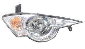 8310231302 Ssang Yong Luz direita