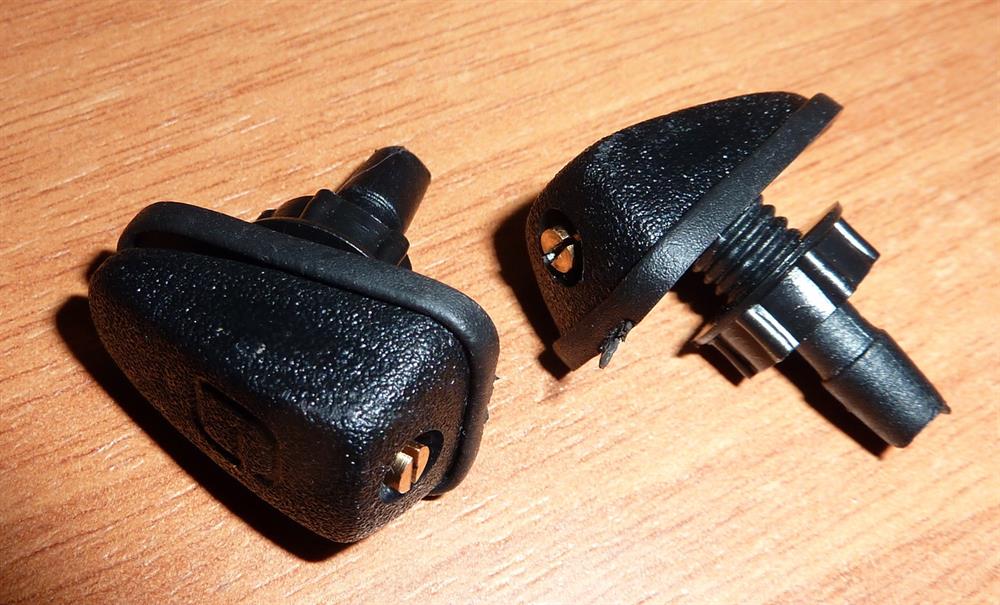 289308338R Renault (RVI) Injetor de fluido para lavador de pára-brisas