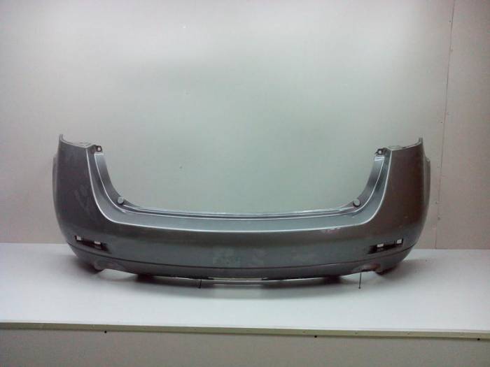 850221AN0H Nissan/Infiniti Pára-choque traseiro